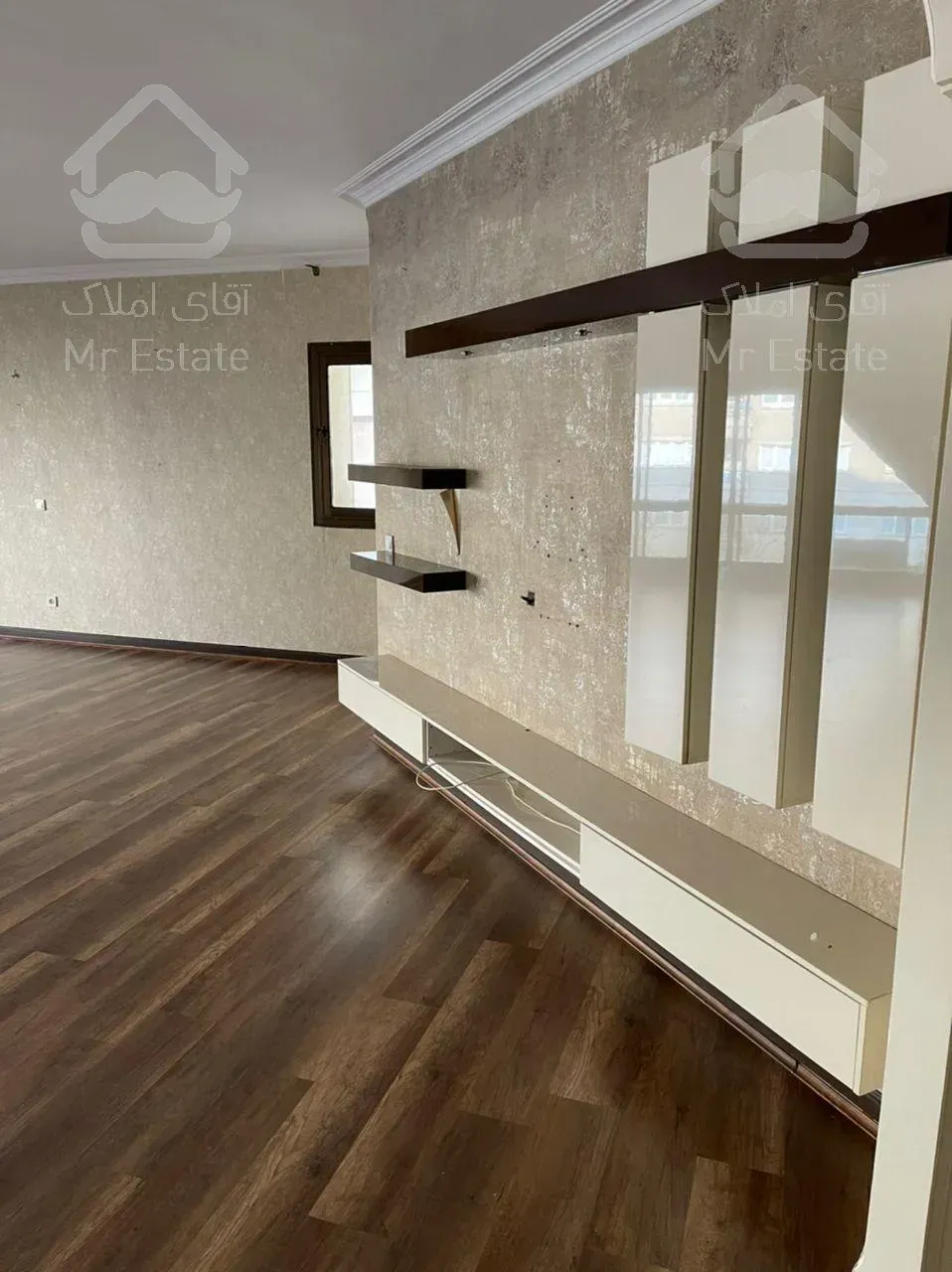 اجاره و رهن آپارتمان ولنجک 180  متر لاکچری