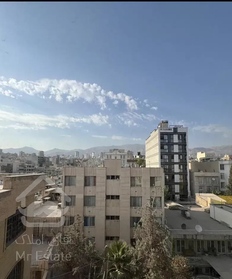 فروش آپارتمان ۱۴۲ متری ۳ خوابه در ونک