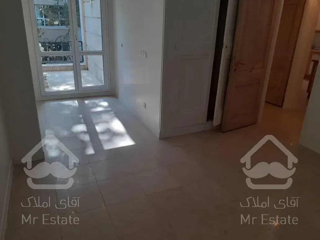 اجاره و رهن آپارتمان محمودیه 130  متر لوکس