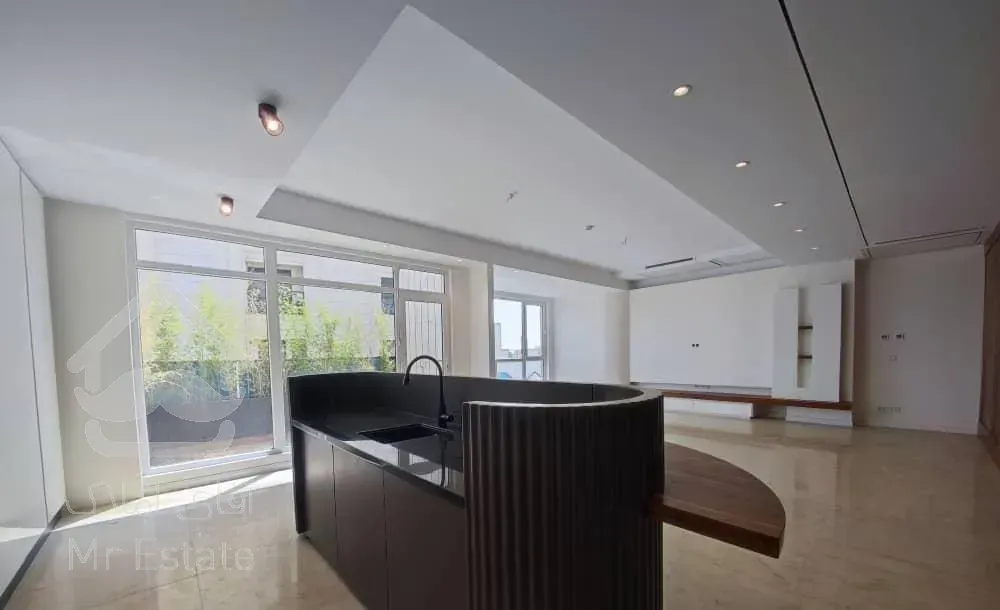 130 متر / فرعی کریمی / ویو کوه