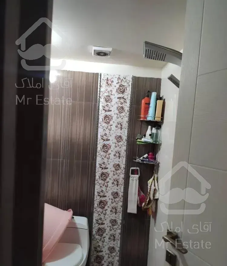 ۱۰۰ متری ۲خواب/فول امکانات/دوطرف نور