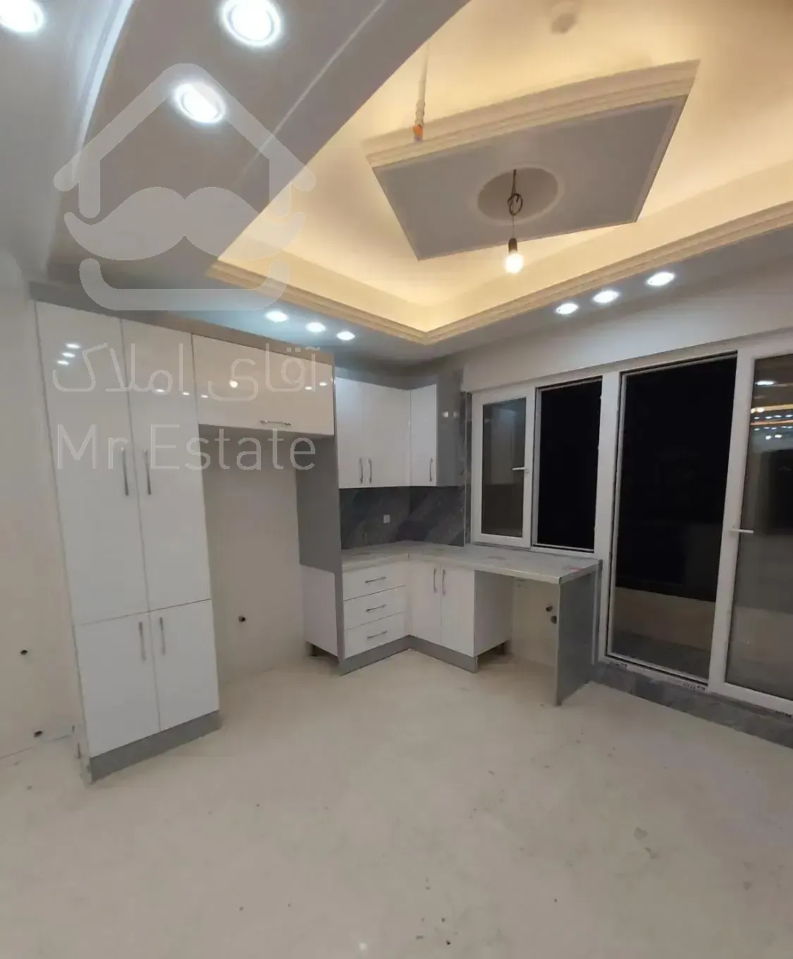 ۱۰۵ متری نوساز فول نیروهوایی