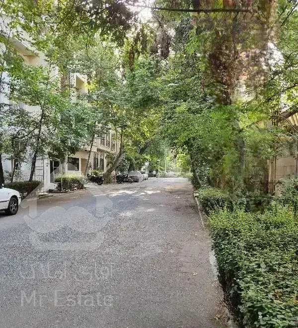 پاسداران شهید عراقی آپارتمان 212متر/قدرالسهمی