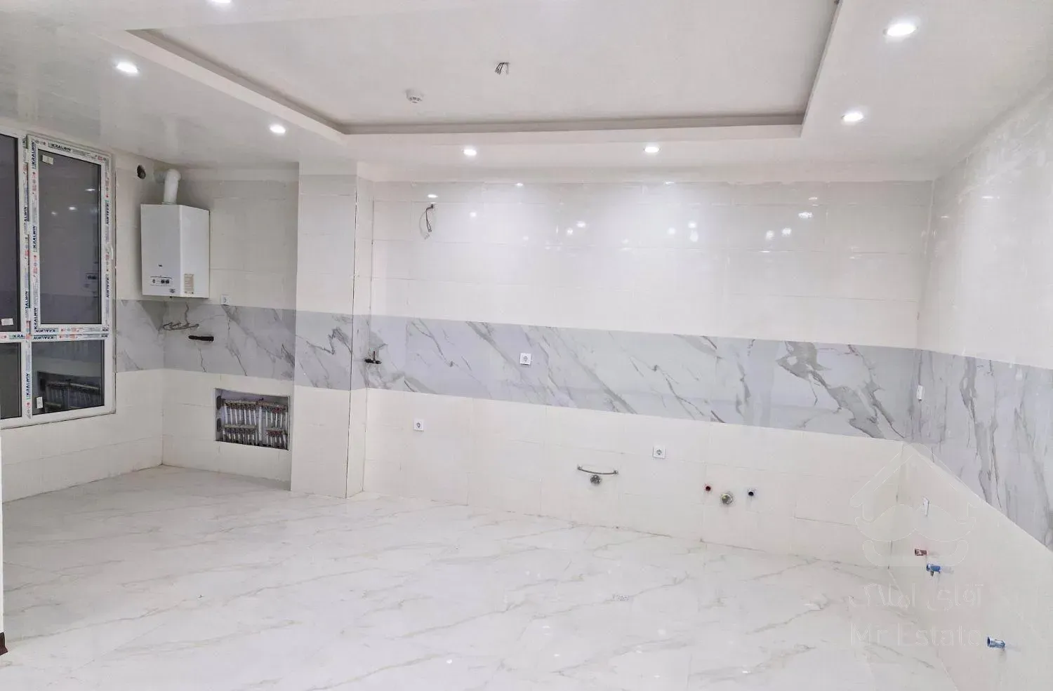 اپارتمان  ۱۱۲ متری خ هپکو فاز سه