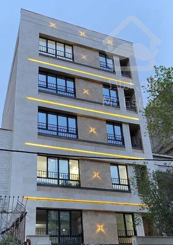 واحد ۱۱۸ متری