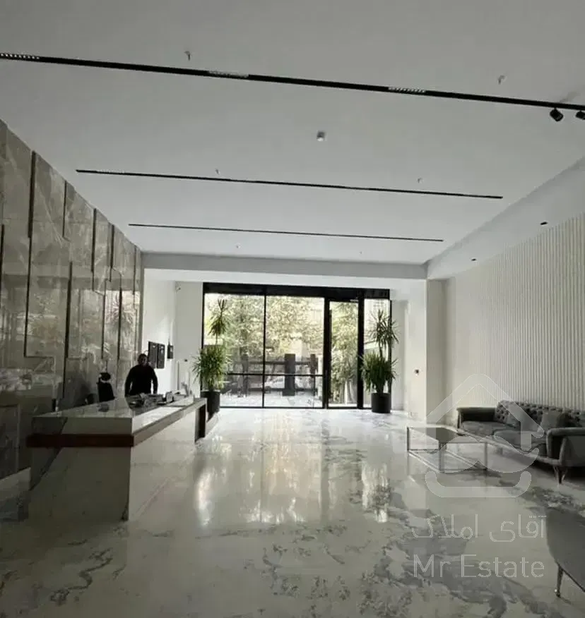 سجاد حاشیه بنفشه ۳۴۰ متر سازه مینیمال