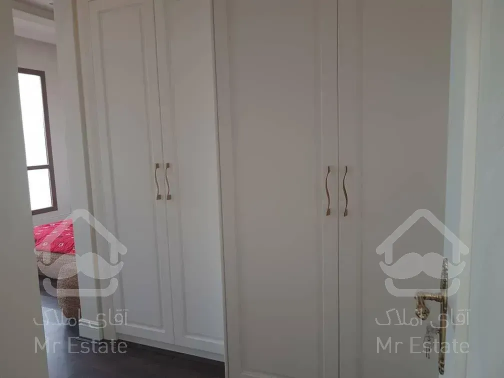 خرید و فروش آپارتمان 260 متری در نیاوران عمار