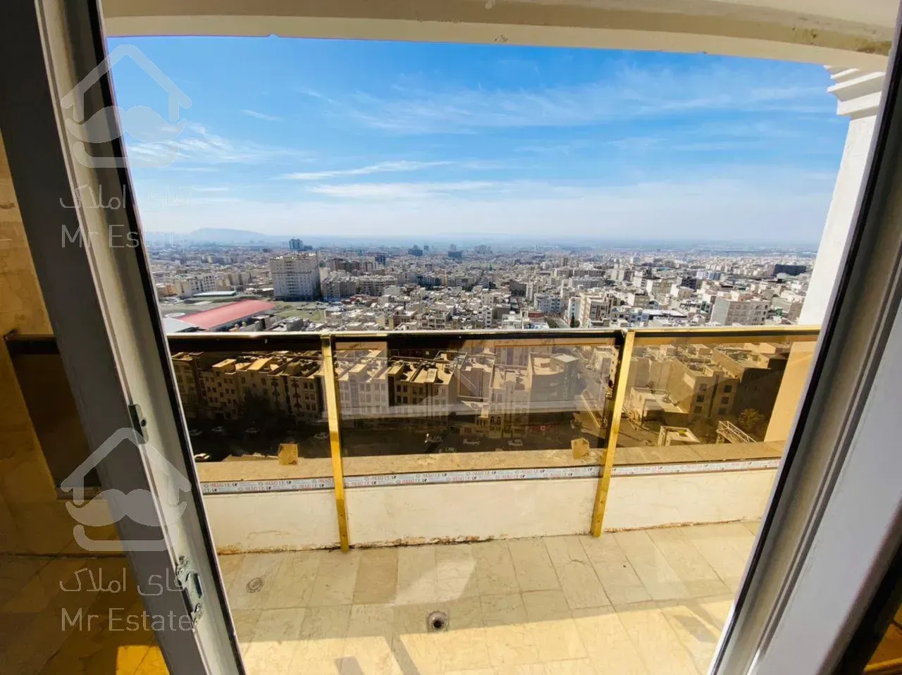 115متر، ۲ نبش، غرق نور/رونیکا پالاس، سیمون بولیوار/سود خالص