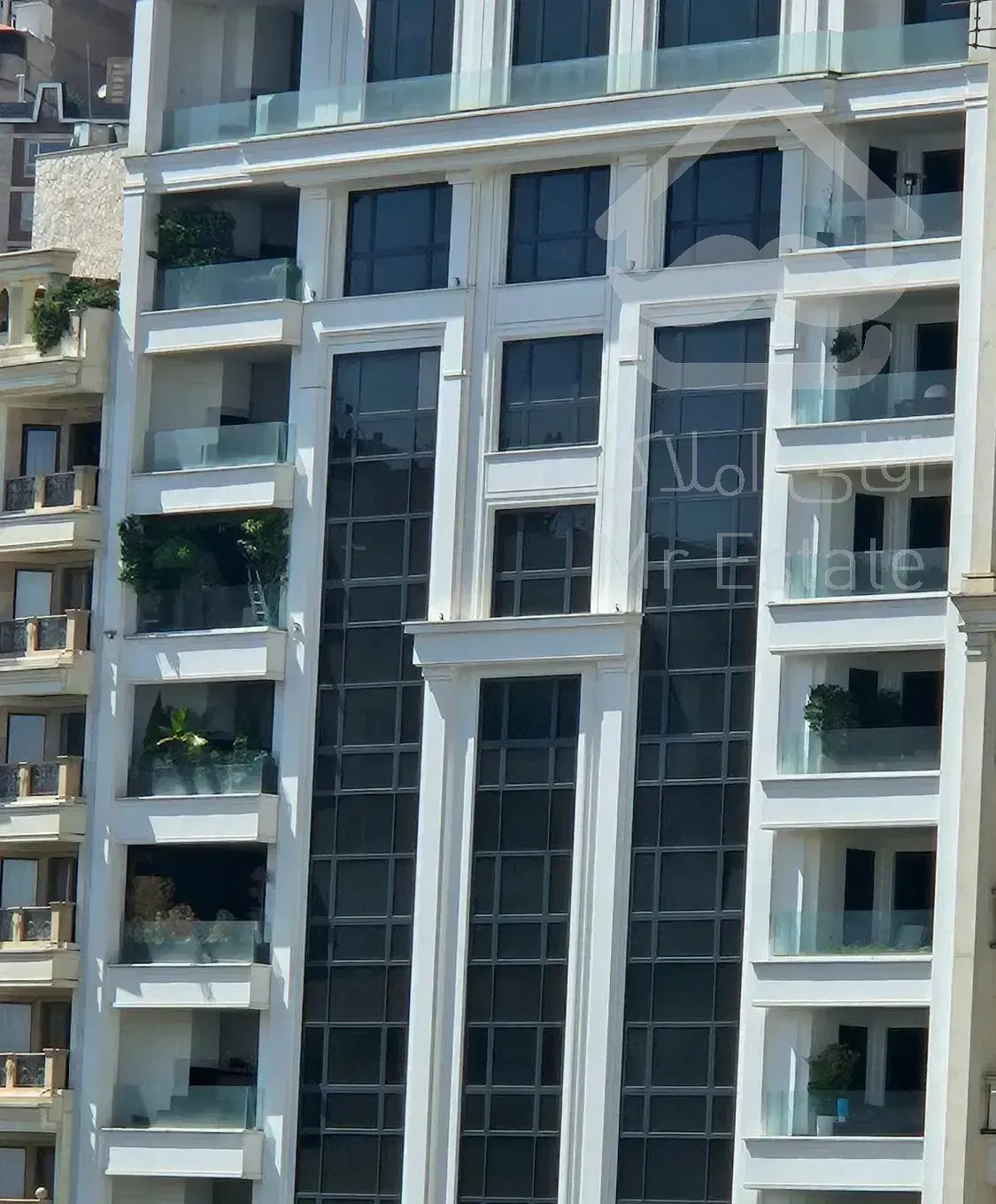 ۲۸۰ متر فرمانیه/۴خواب/ویو/تراس