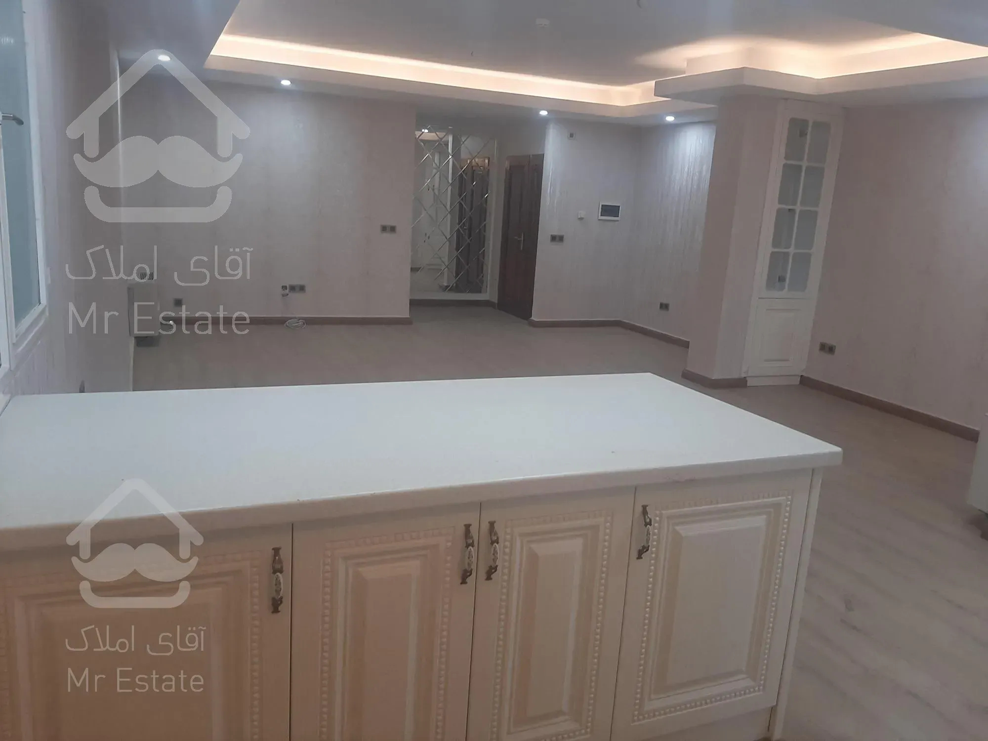 ۱۰۵ متر جهاد اکبر