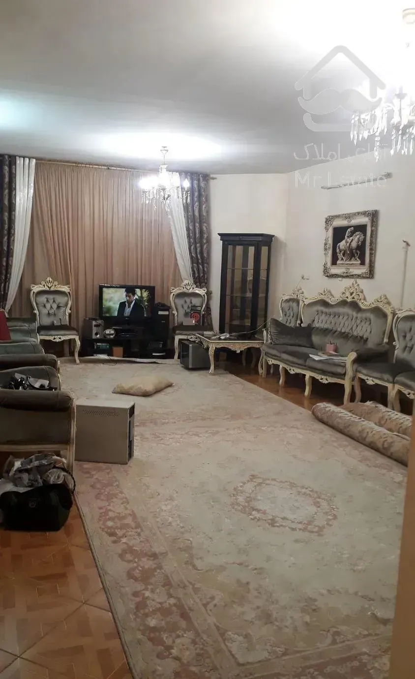 85 متر  /  بلوار  نیکنام