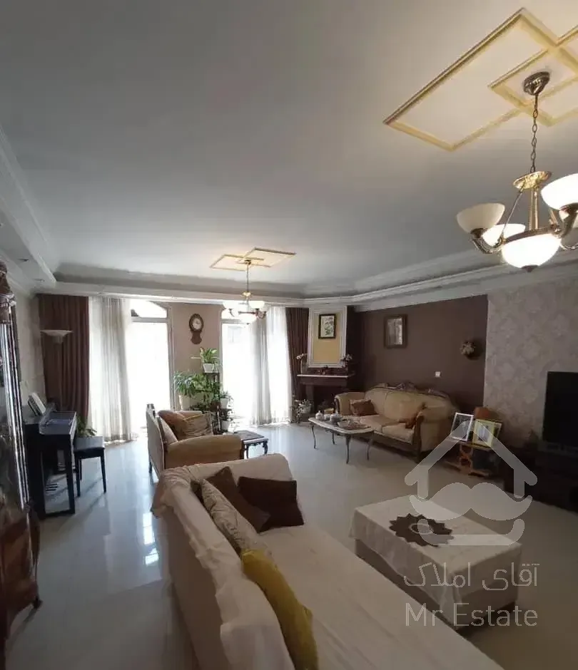 بالای جلال ۱۶۰ متر سه خواب تک واحدی قابل تبدیل