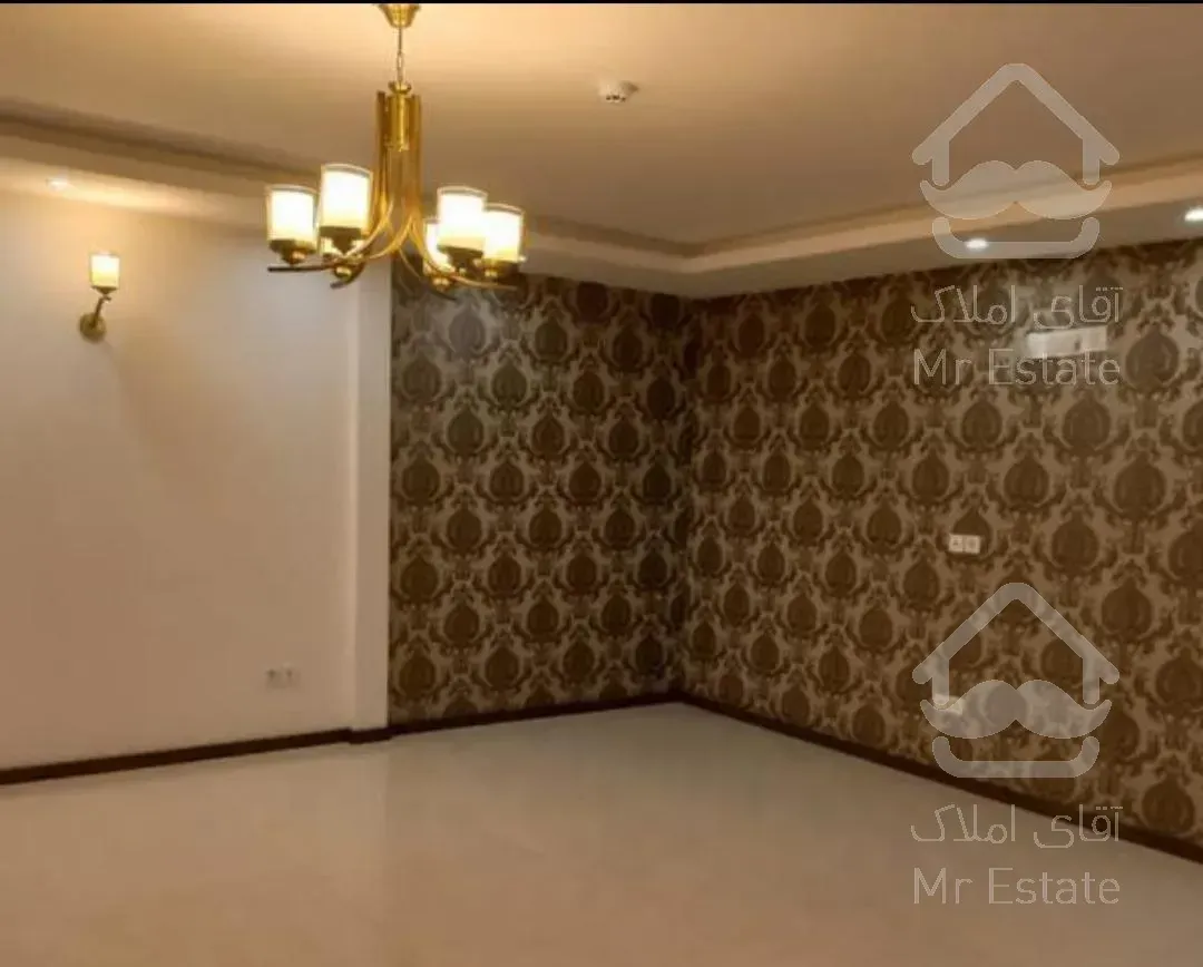 ۱۳۵ متر ۳خواب فول امکانات  کلیدنخورده سازمان برنامه