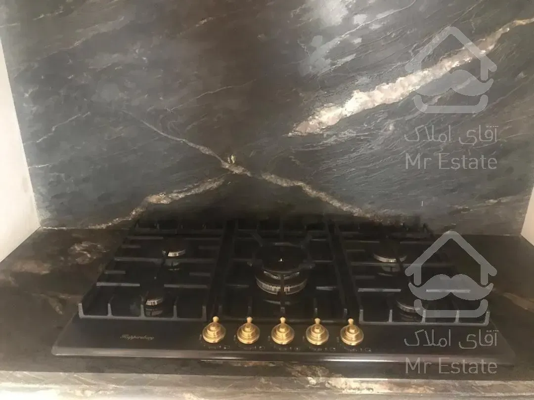 خرید و فروش آپارتمان مسکونی 250 متری فرمانیه