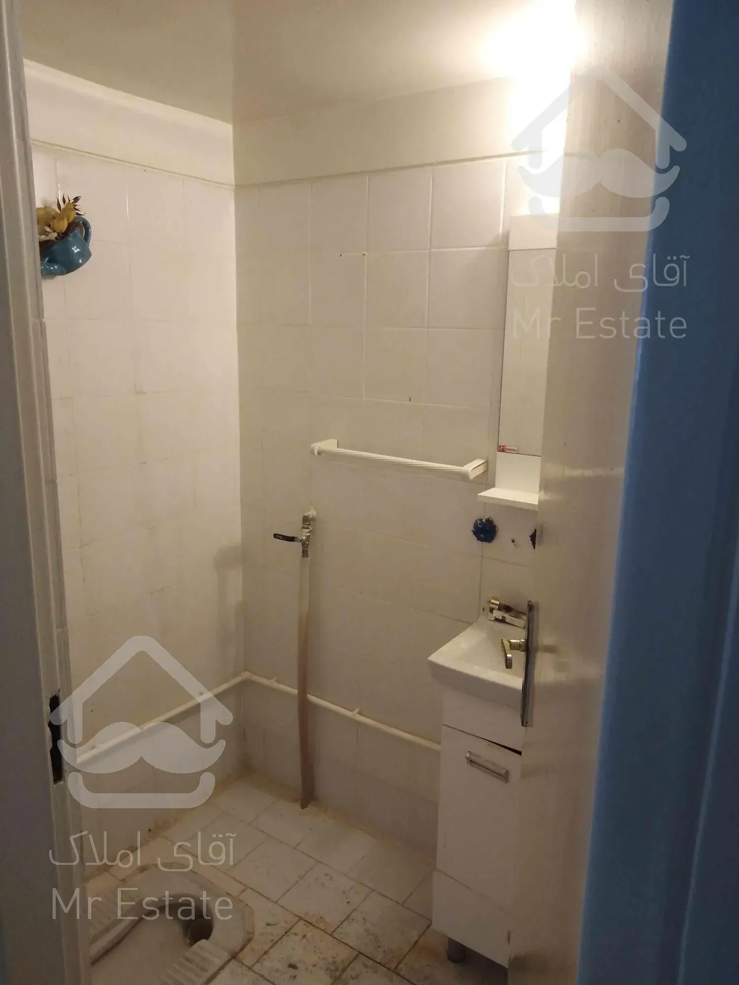 * 95 متر *دو خواب* در بلوار اباذر *