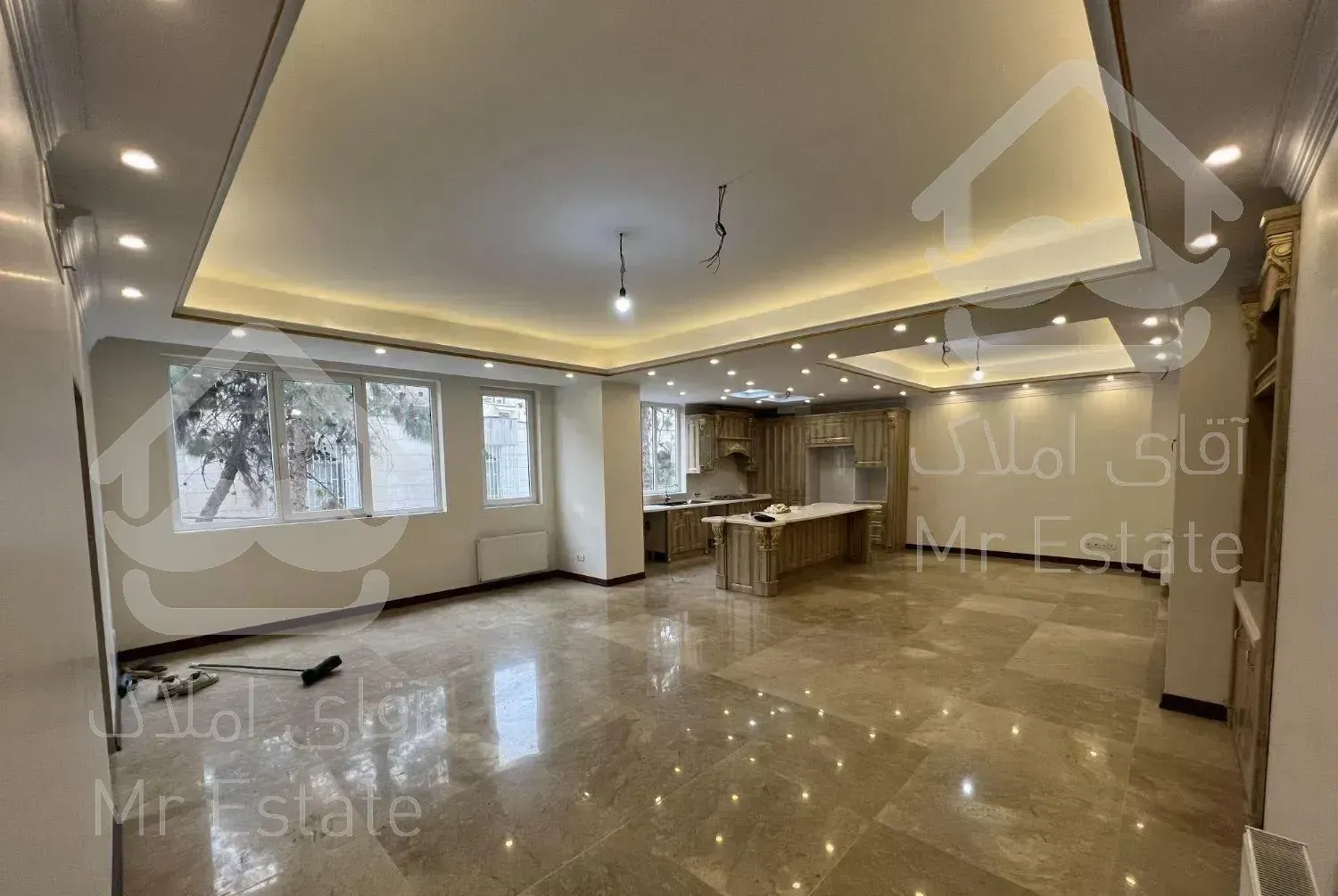 * خواجه عبدالله '۱۳۳متر نوساز تک واحد - ۲پارکینگ *