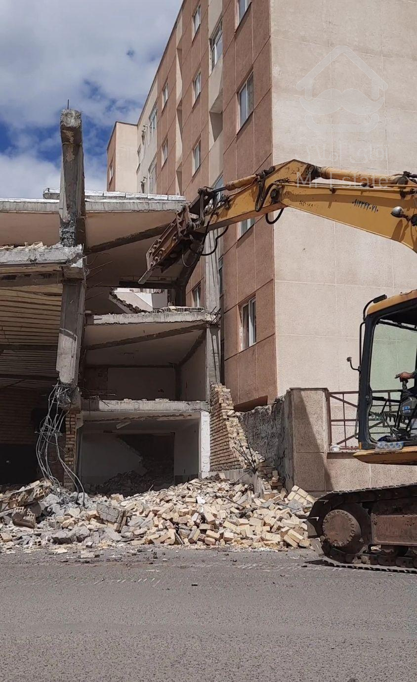 تخریب ساختمان و خاکبرداری