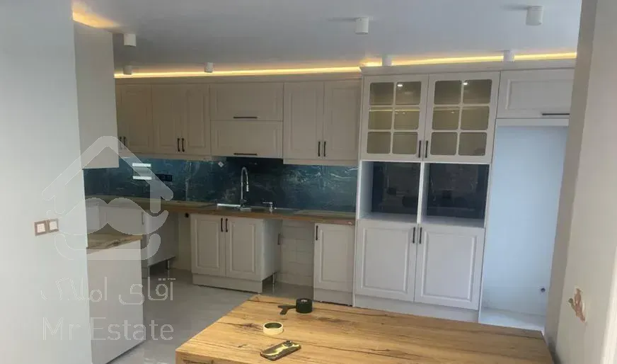 فروش آپارتمان ۱۷۰ متری ۳ خوابه در دارآباد