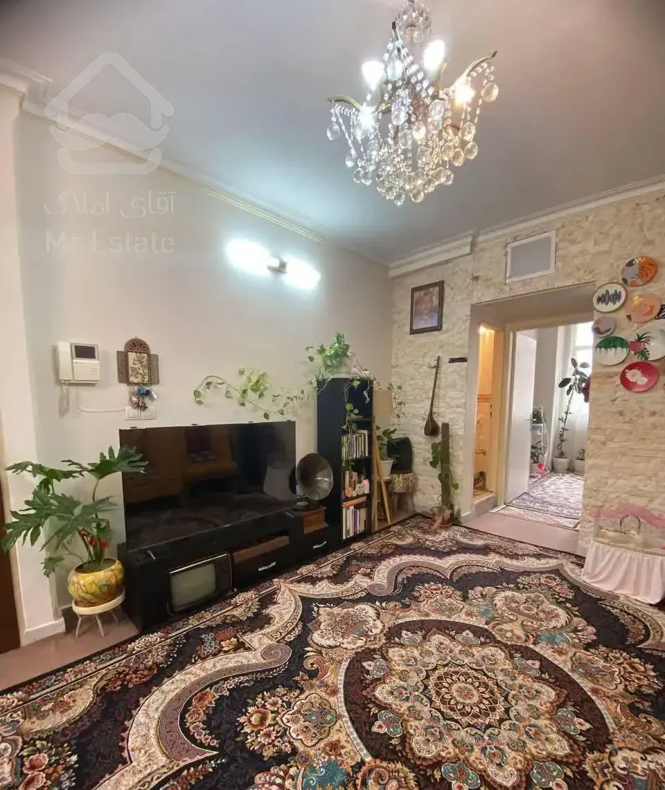 ۵۱ متر پارکینگ دار - مناسب سکونت و سرمایه گذاری