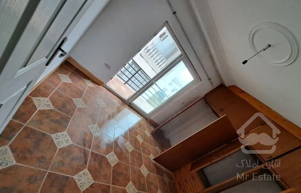 آپارتمان ۱۰۶ متری محدوه مرکز شهر تهاتر