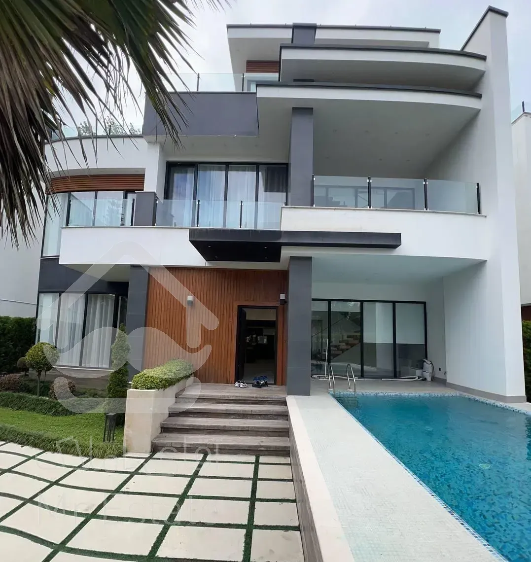 فروش ویلای ۴۵۰ متری ۴ خوابه/شهرک خصوصی/منطقه ونوش