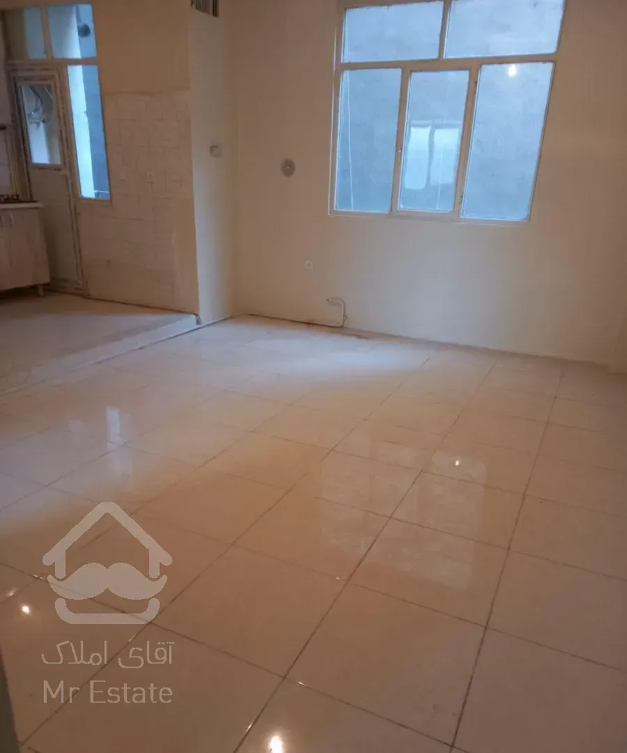 ۴۳متر تک واحدی طبقه ۲سندی بازسازی شده تخلیه