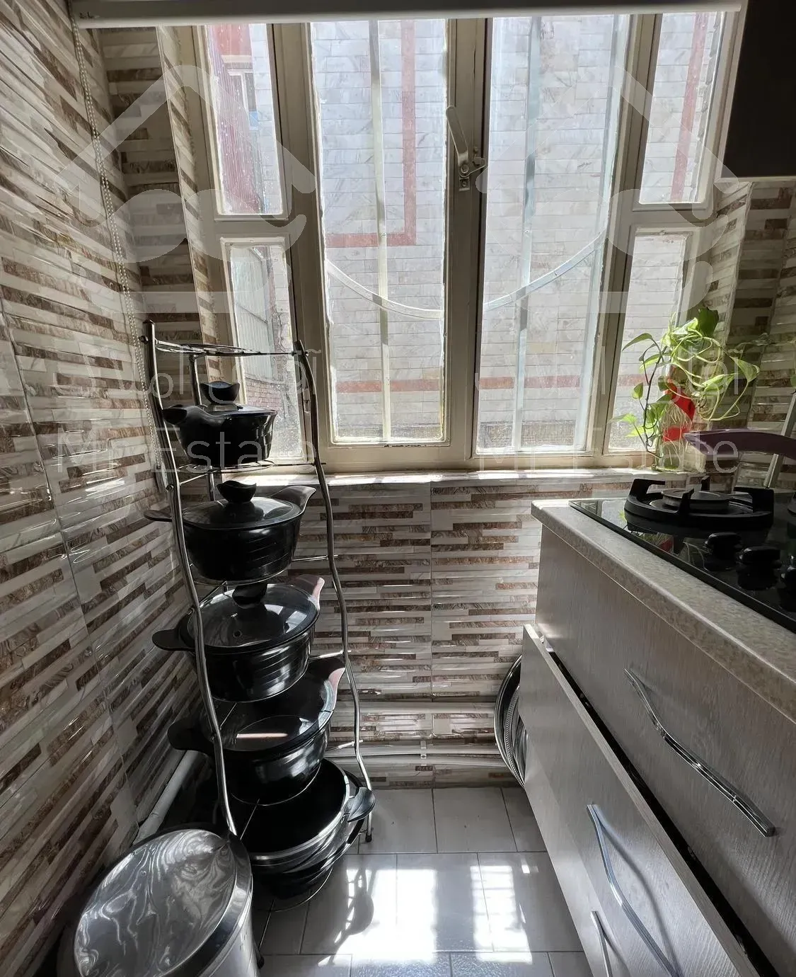 آپارتمان۵۱متری خوش نقشه چهارراه لشکر