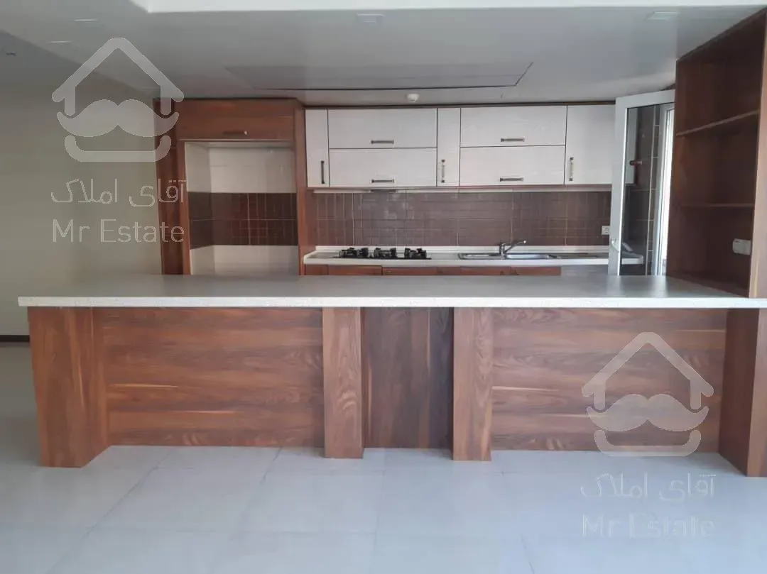 ۱۱۰متر با چشم انداز عالی