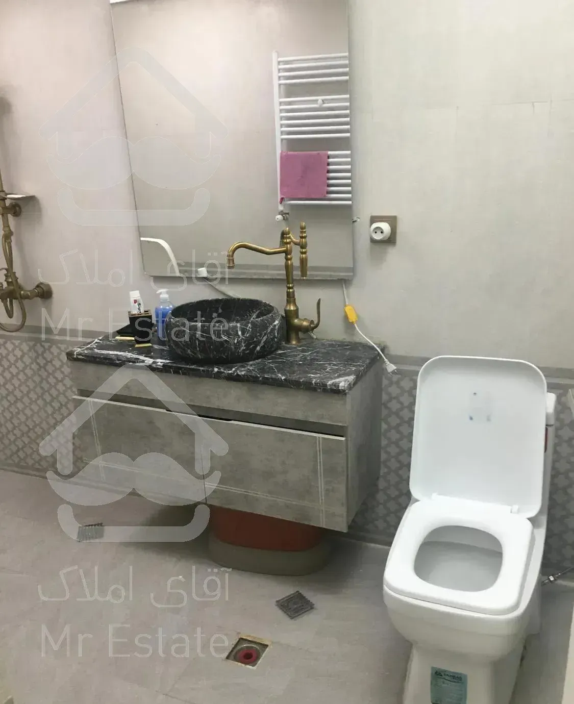 آپارتمان ۱۱۰ متر دو خواب تک واحدی