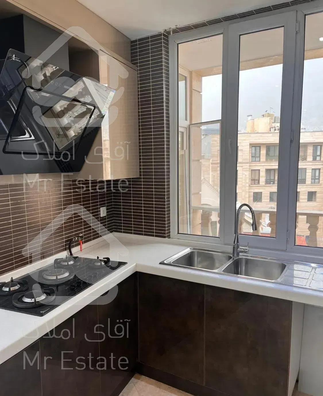 ۱۴۰ متر ۳ خواب  اندرزگو