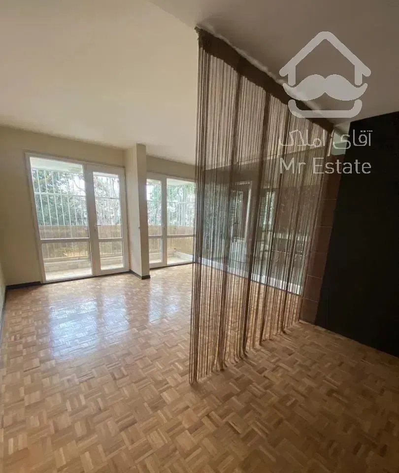 ۱۸۰ متر ۳ خواب اندرزگو  بالکن بزرگ