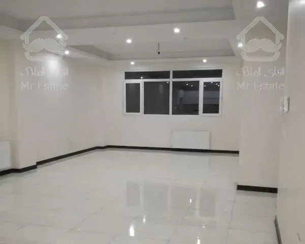 127متر سه خوابه کلیدنخورده فول امکانات