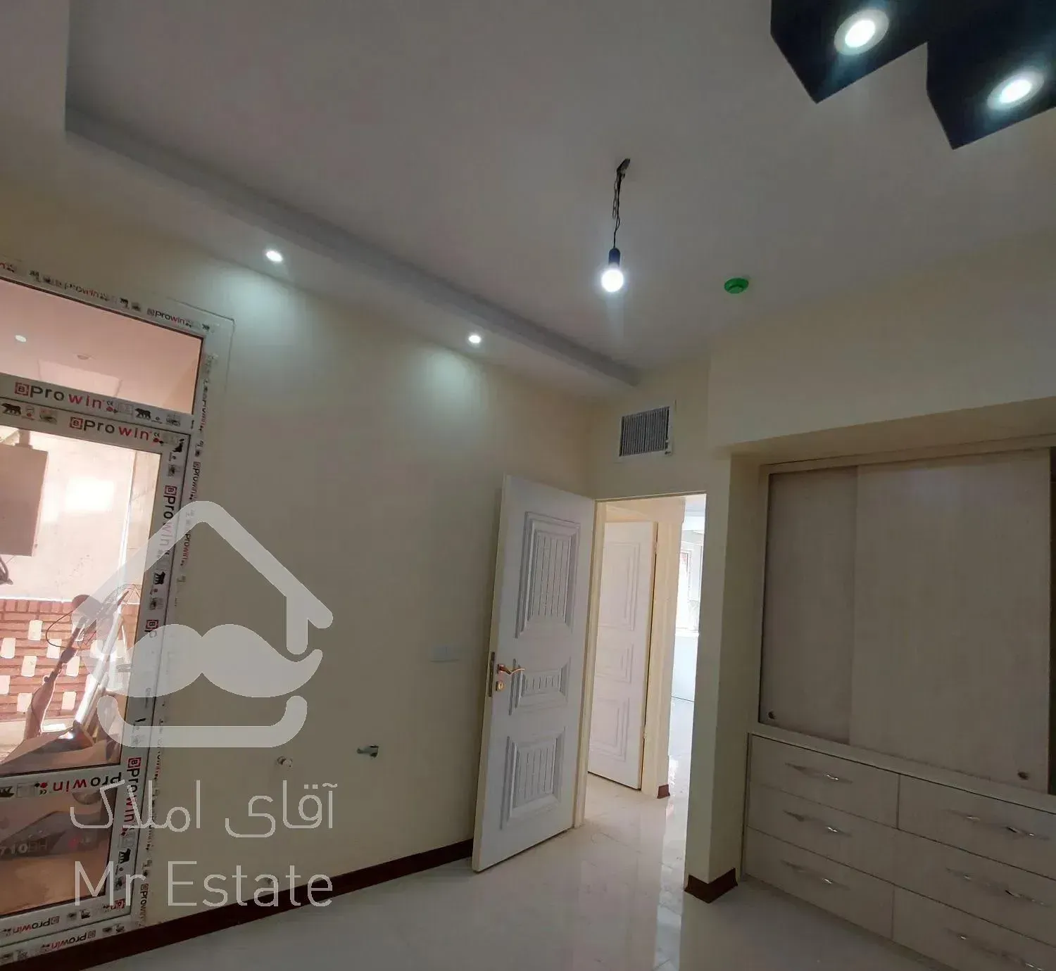 ۷۵متر/دوخوابه/کلید نخورده/فول امکانات