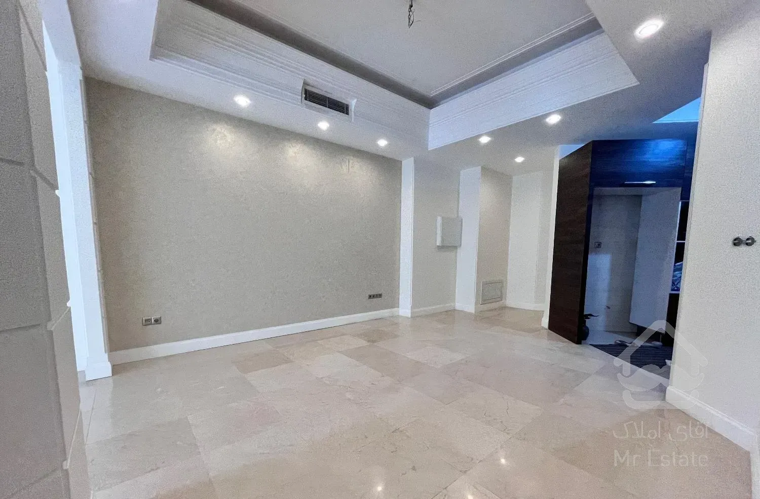 ۱۶۵متر کلیدنخورده سه خواب محدوده نفت