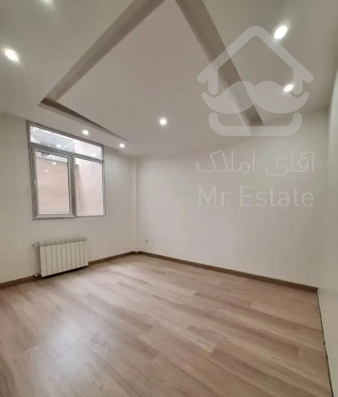 پاسداران/فرخی یزدی/ 125متر/3خواب/نوساز آفتابگیر