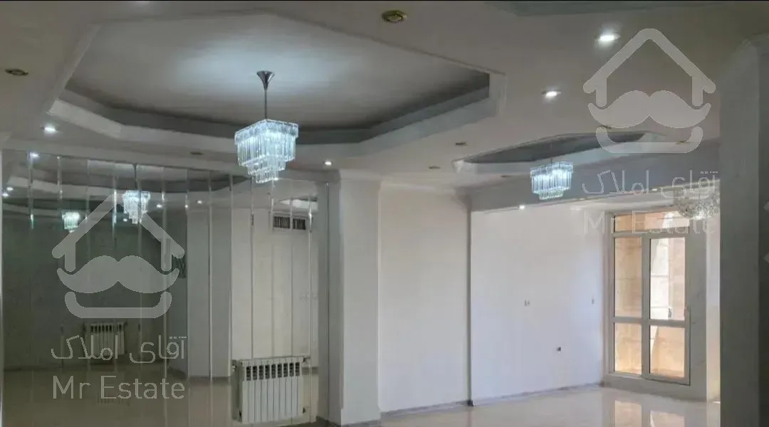 95متر فول امکانات  .  ۲پارکینگ سندی . روبه آفتاب