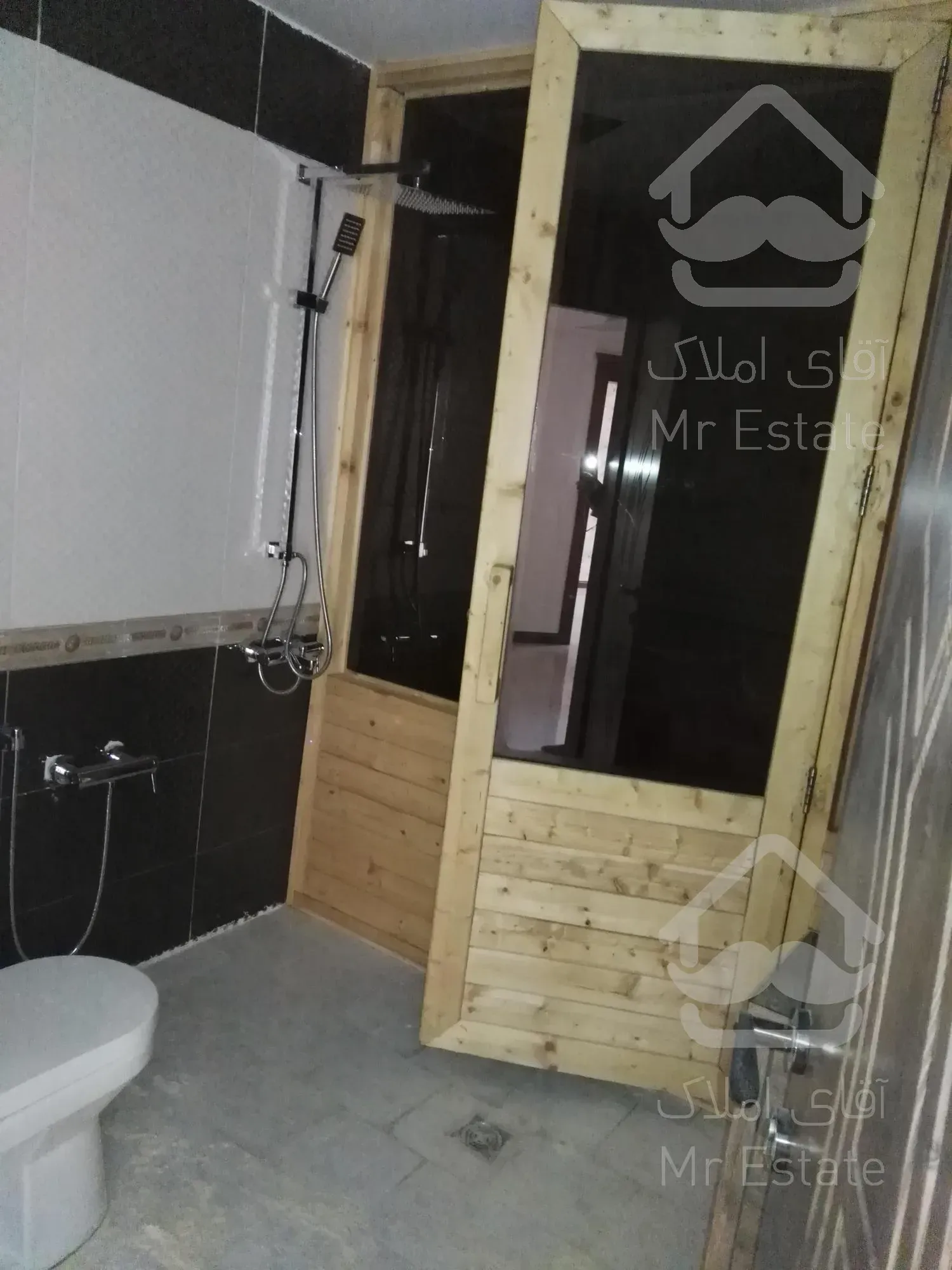 اجاره آپارتمان تکواحدی نوساز ۲۵۰ متری کاشانی گلستانها