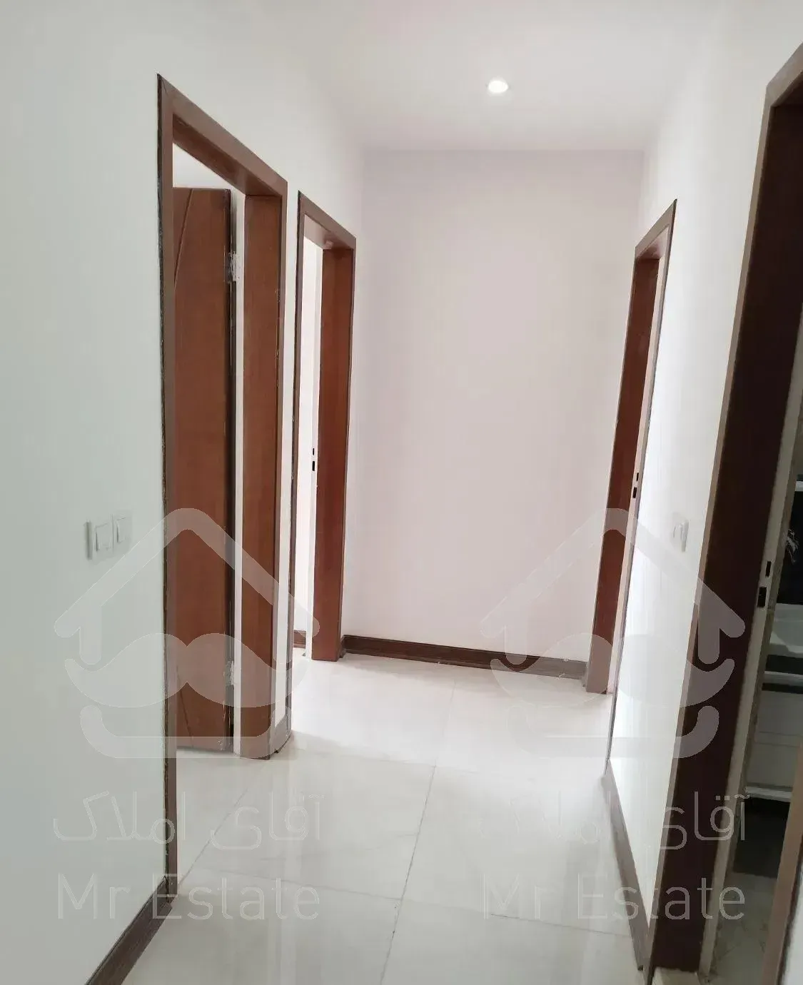 ۱۸۰ متر/ تلفیقی از معماری و هنر/ رونیکا پالاس هروی