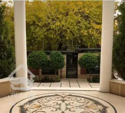 ۲۲۰ متر نوساز برج باغ نیاوران