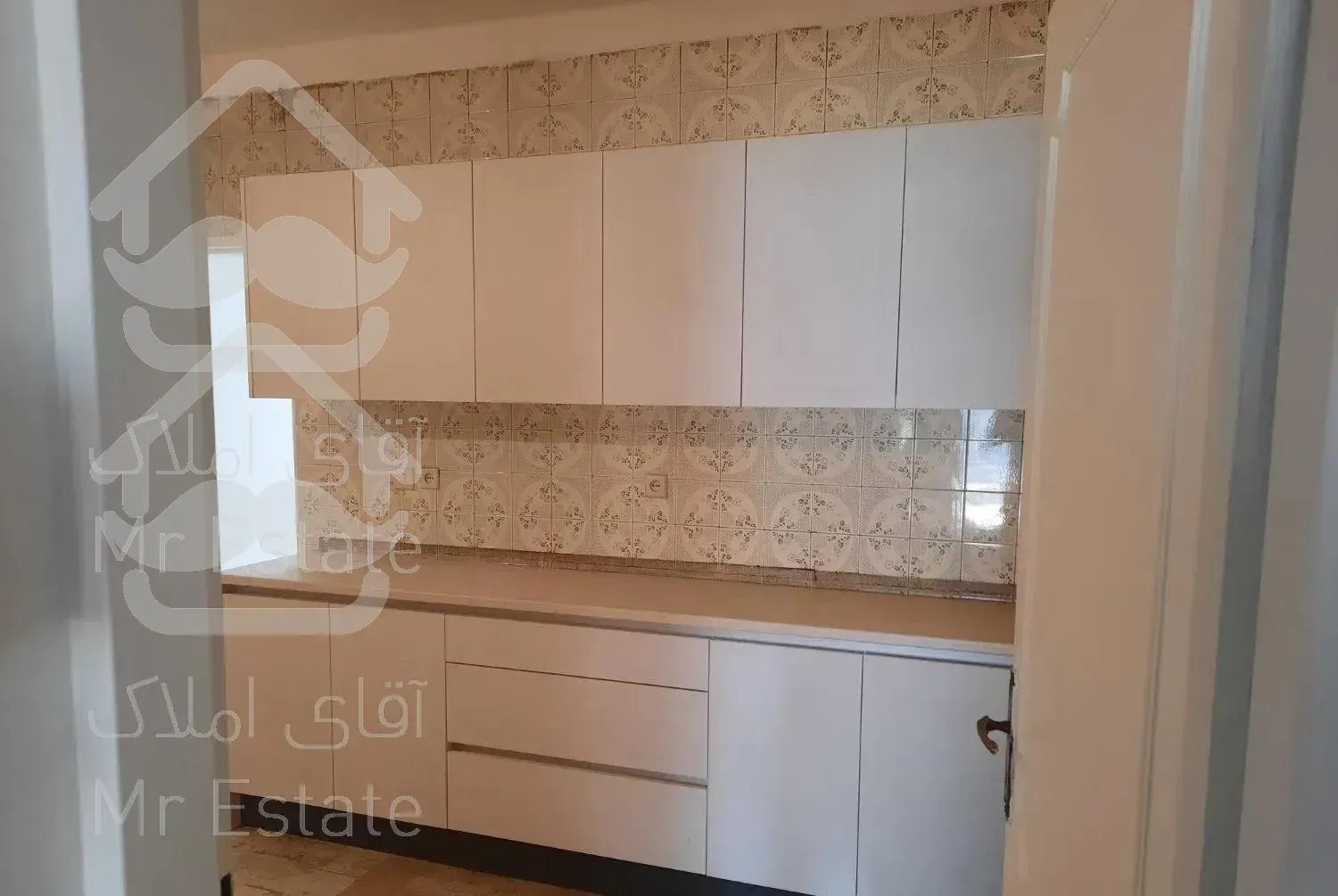 ۱۴۰متر ۳خ میرداماد تخلیه.رهن کامل یا اجاره