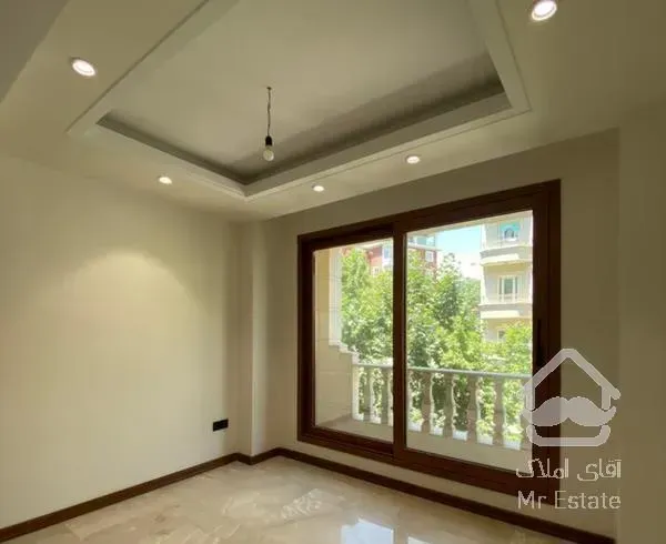 سعادت اباد بالای کاج ۲۲۰ متر تک واحدی ۲ پارکینگ