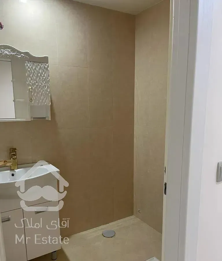 ۱۱۷ متر ازگل کلید نخورده ۳ خواب