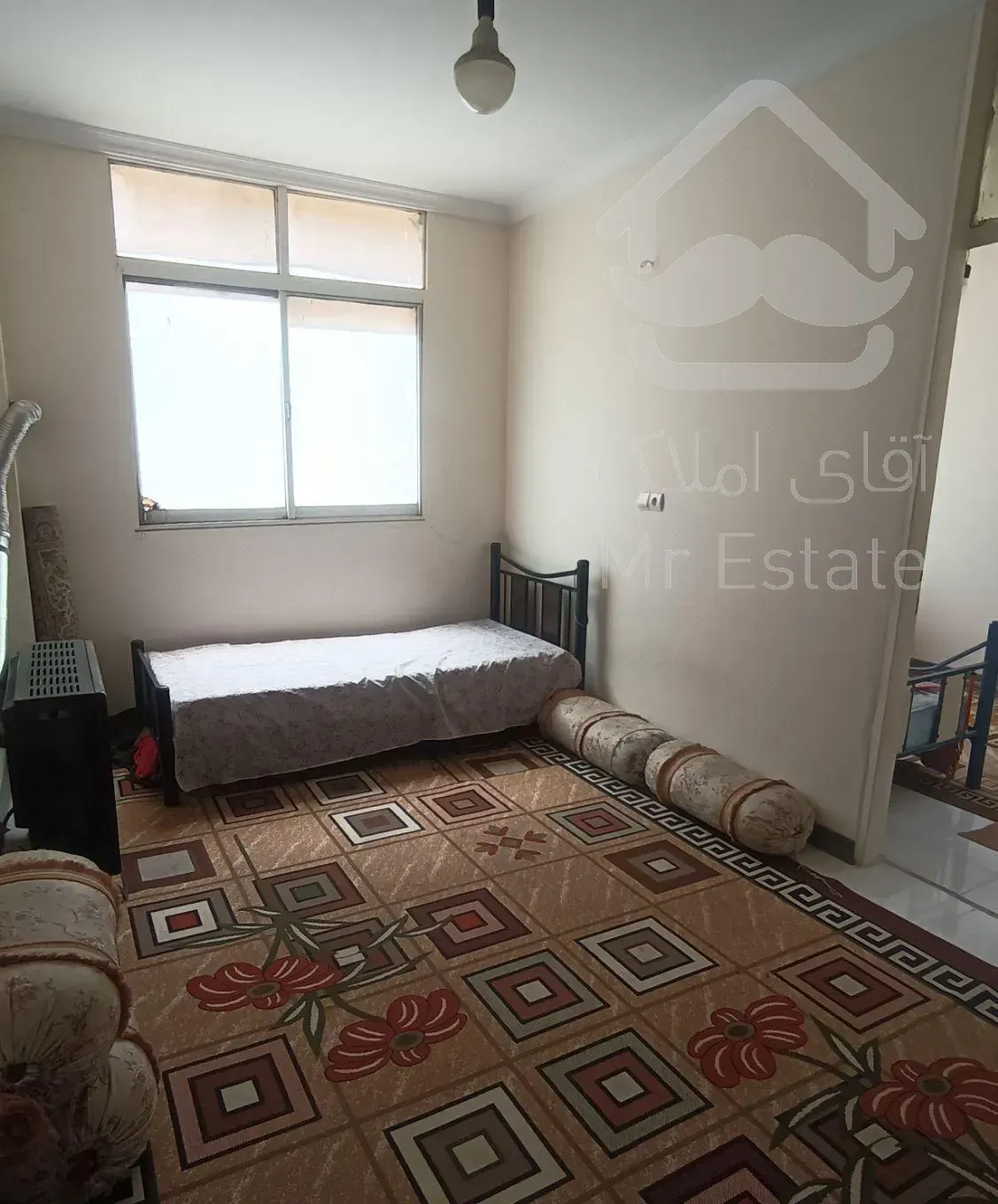 45متری/تک واحدی/طبقه اول/استادمعین