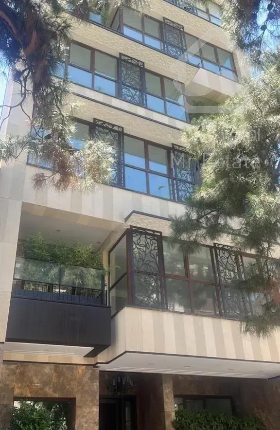 آپارتمان ۲۰۰ متری/نیاوران/تکواحدی فول