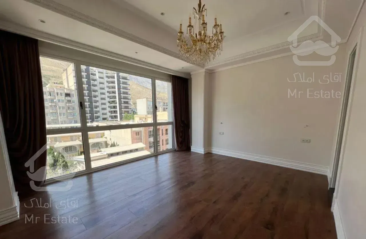 ولنجک پاگرد اختصاصی ۲۶۵متر ۴ خواب مستر، ۲۰متر تراس