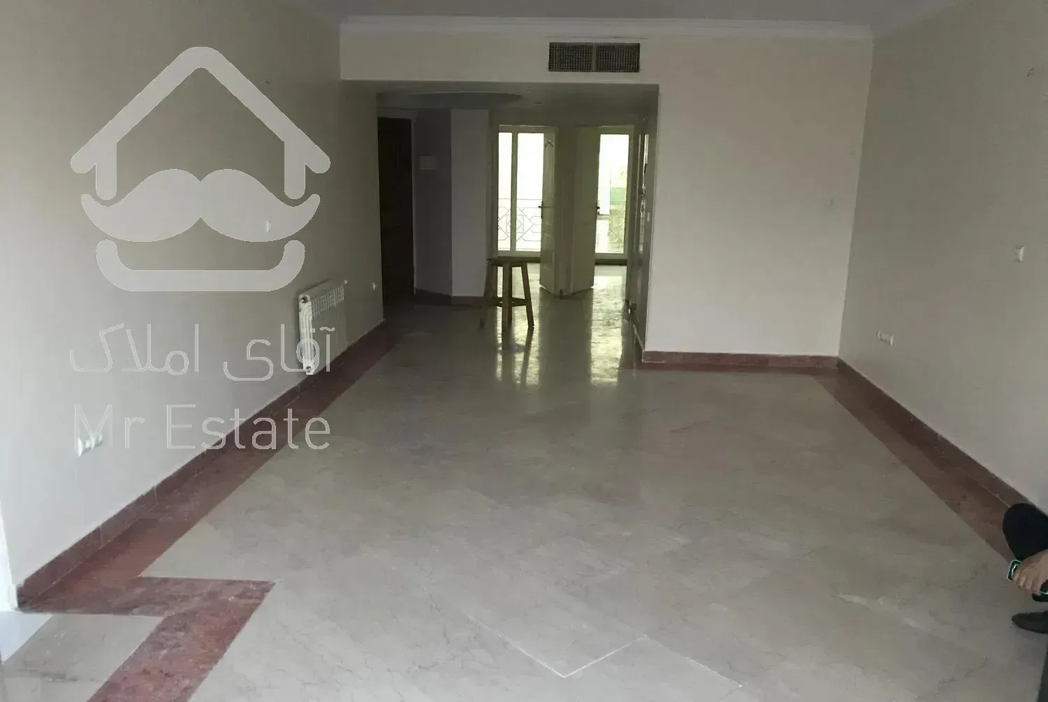 قلهک یزدانیان ۹۵ متر