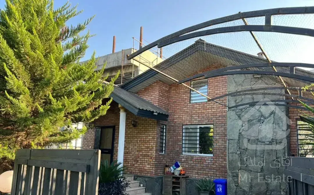 ویلا داخل مجتمع - نوشهرفروش/ فوری