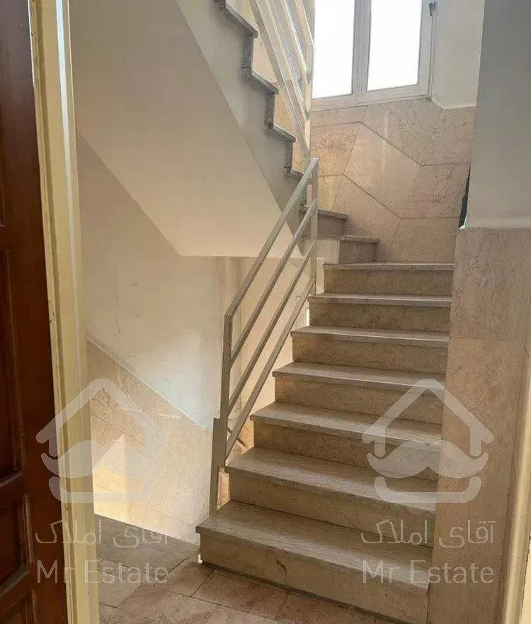 60مترشریعتی باغ صبابالاترازخ ملک