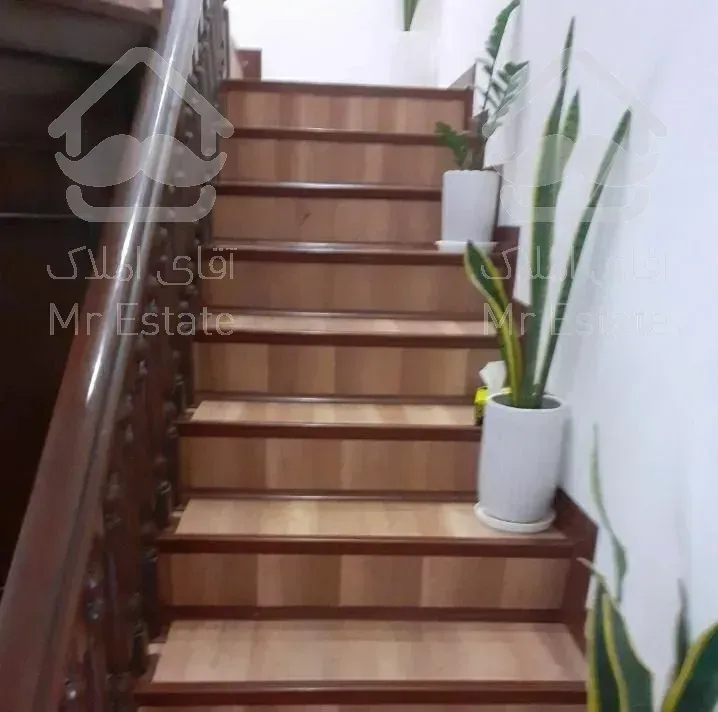 نصب نصاب پارکت قرنیزکفپوش تایلی بابیش از۱۴سال