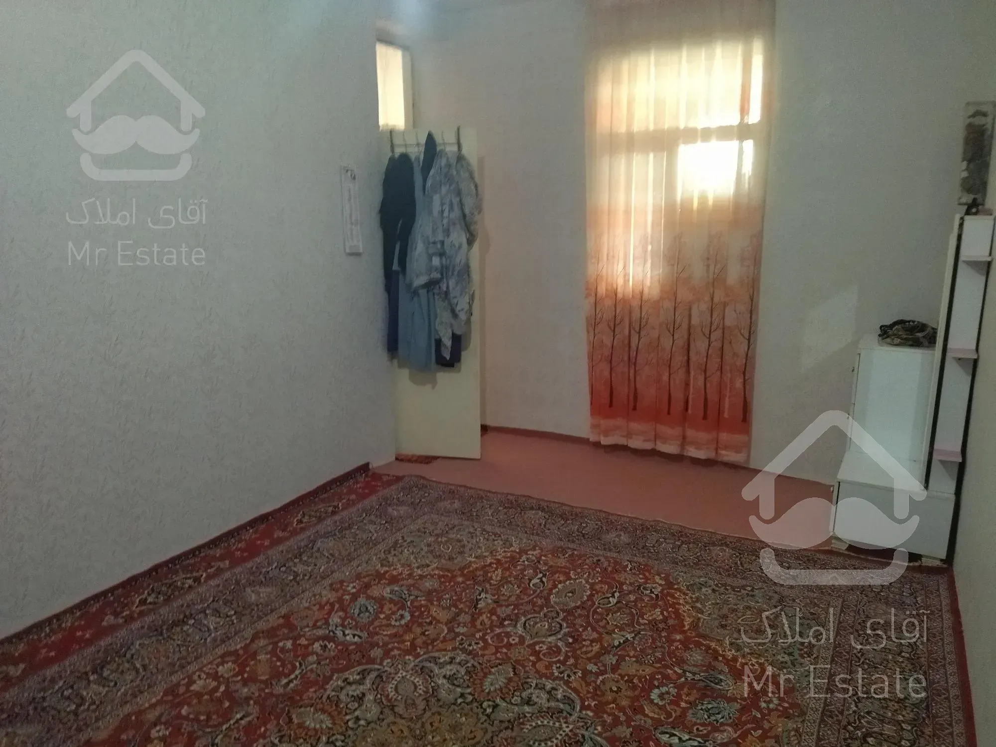 خانه ویلایی حیاط دار دوخوابه شیک ۵۰۰ متر